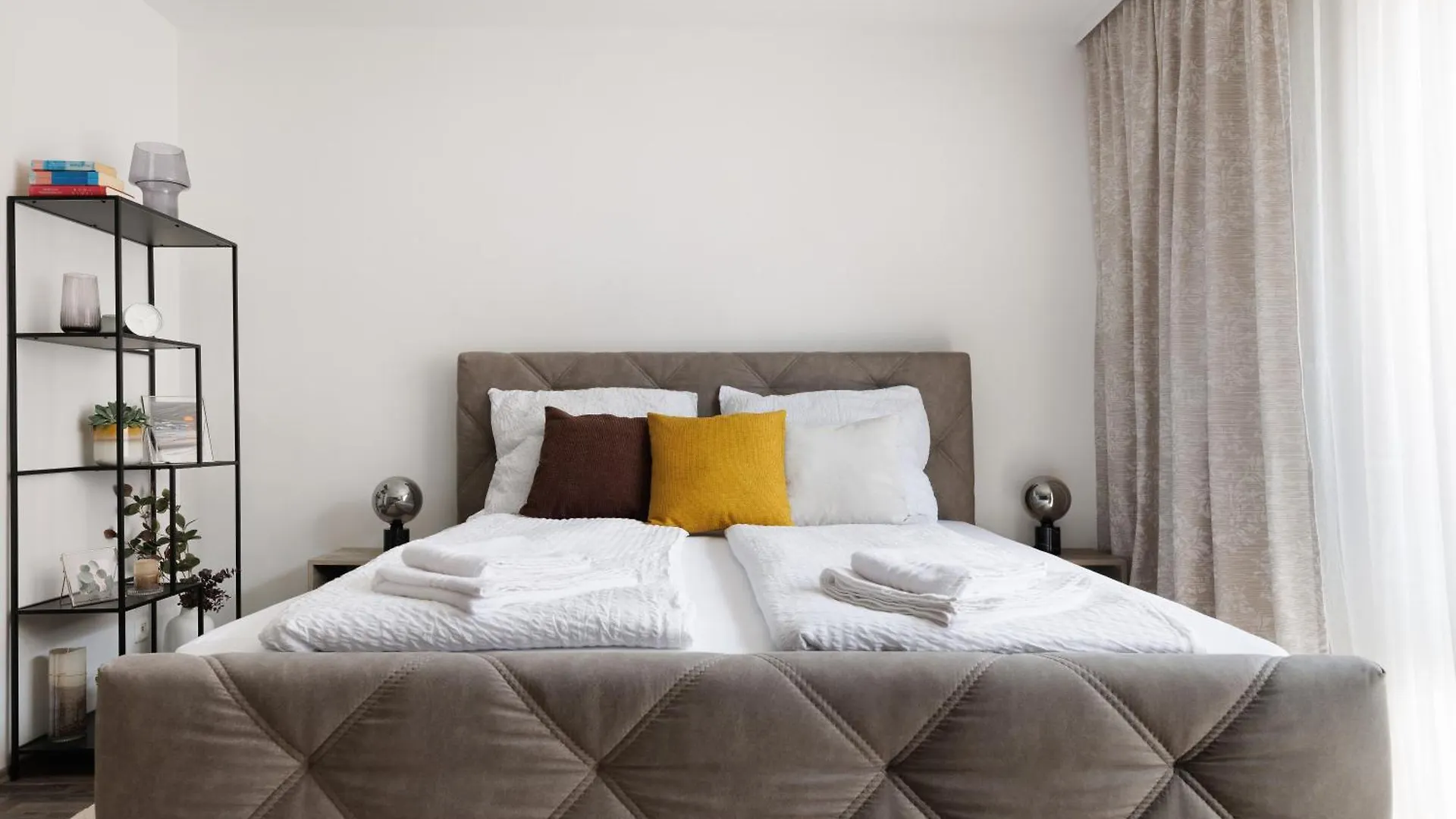 Neu! Apartment Mit Klimaanlage, Nahe Hauptbahnhof Wiedeń